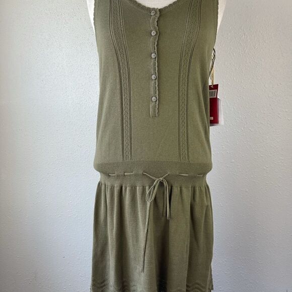 NWT Tape Measure Women’s Dress Size M - Picture 1 of 5